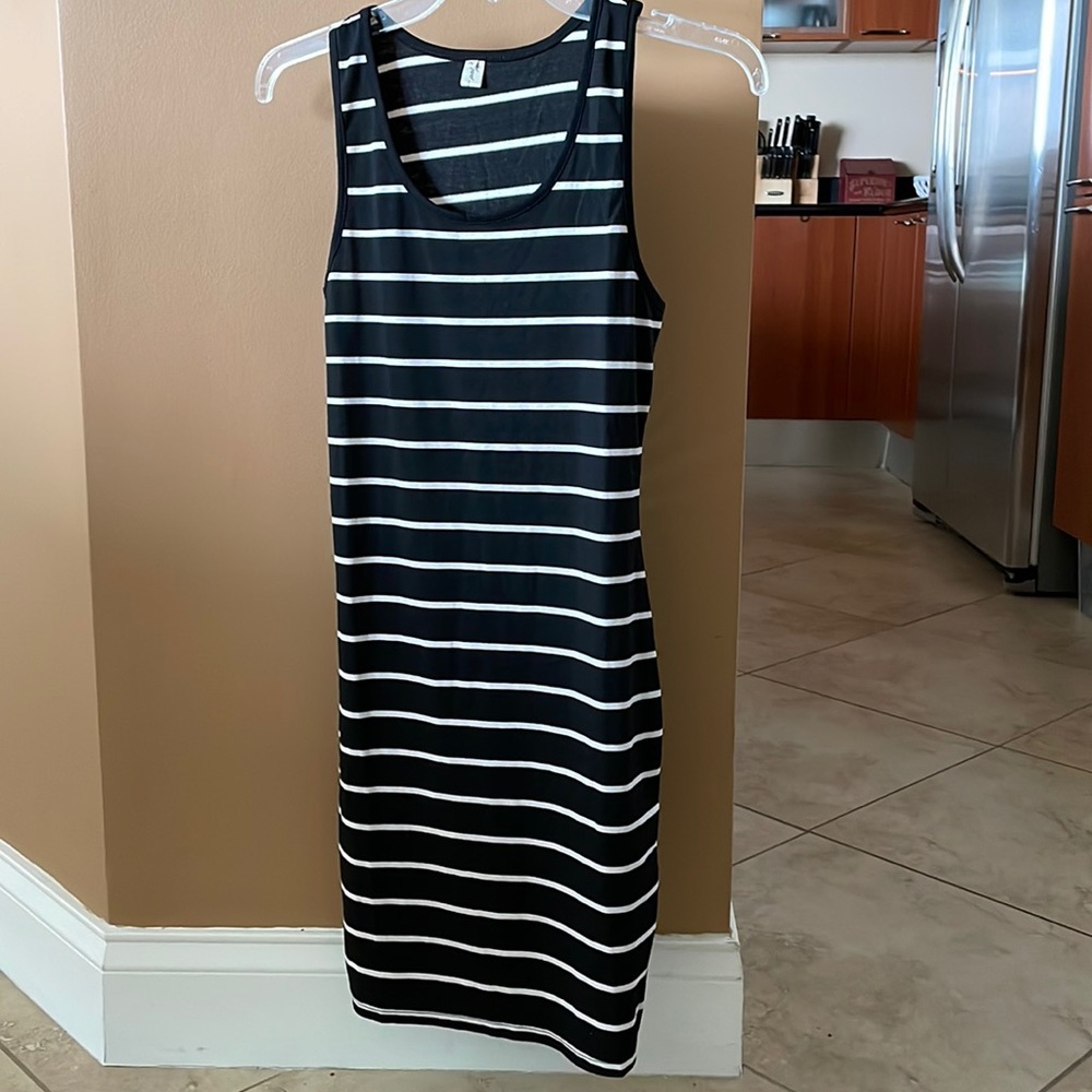 Sleeveless black/white stripe knit dress size S